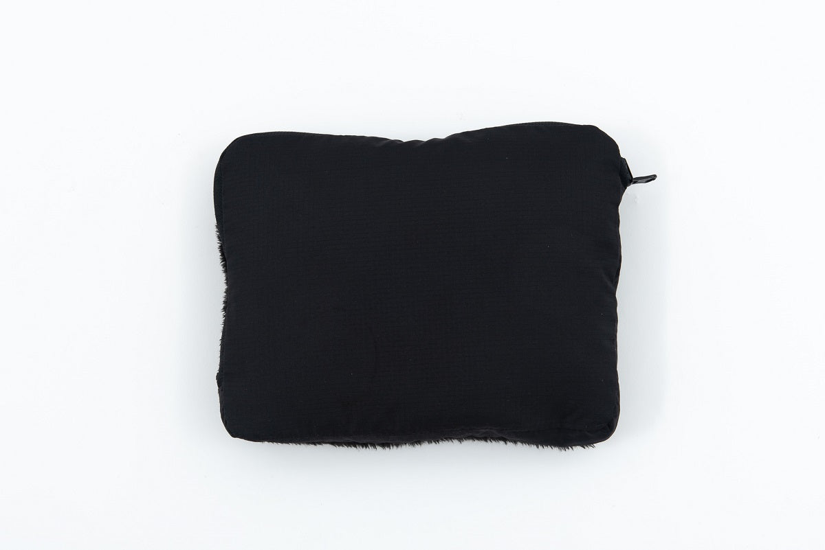 Saunner™️ Back to Black 2 Way Blanket – SHOP [TTNE]